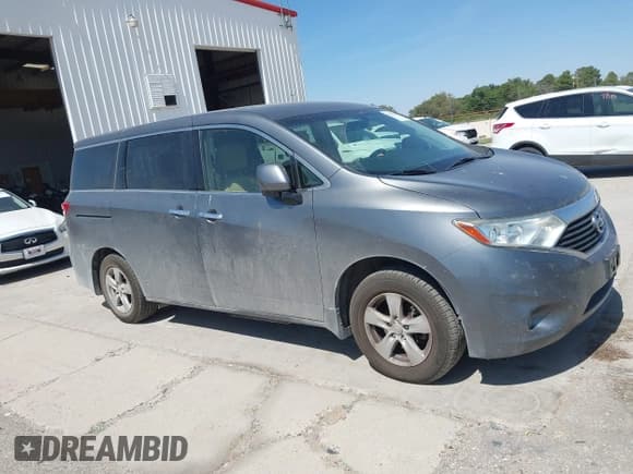 ✅ 2015 Nissan Quest SV • VIN: JN8AE2KP2F9120192 • Lot: 42904000. Wystawiony na IAAI z przebiegiem 130 836 mil. Bezpłatny archiwum sprzedaży aukcyjnych z USA i szczegółowy raport historii pojazdu na DreamBid. Zdjęcie 13.