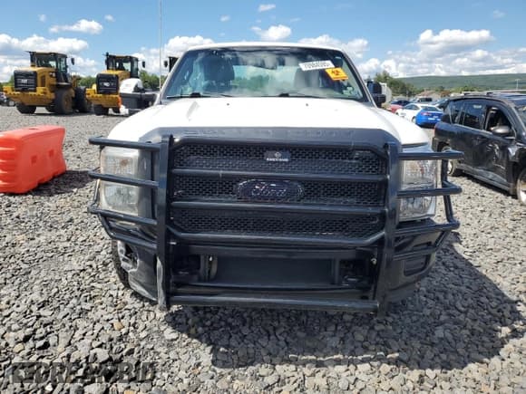 ✅ 2014 Ford F-250 XL • VIN: 1FT7X2A60EEA97848 • Lot: 70984595. Listed on Copart with 183,419 mi. Free auction sales archive from the USA and detailed vehicle history report at DreamBid. Image 5.