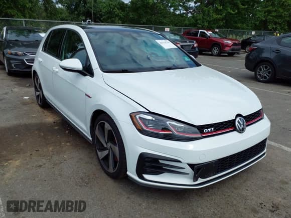✅ 2018 Volkswagen Golf GTI S • VIN: 3VW447AU6JM292040 • Лот: 42770758. Опубликован ранее на IAAI с пробегом 47 812 миль. Бесплатный доступ к архиву аукционных продаж из США и подробный отчёт об истории автомобиля на DreamBid. Изображение 1.