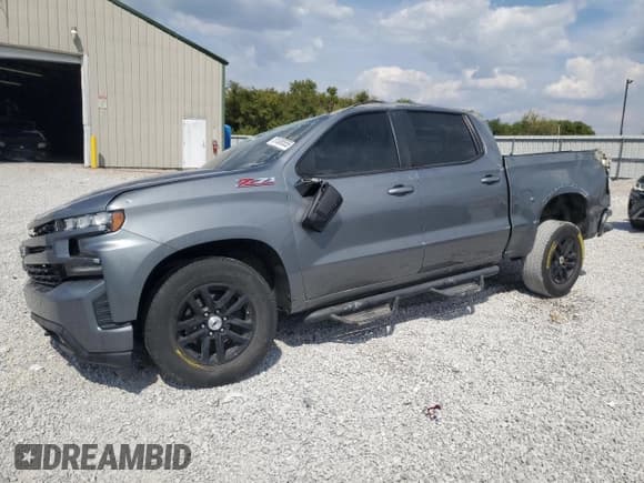 ✅ 2020 Chevrolet Silverado 1500 RST • VIN: 1GCUYEED1LZ149469 • Lot: 81088555. Wystawiony na Copart z przebiegiem 113 078 mil. Bezpłatny archiwum sprzedaży aukcyjnych z USA i szczegółowy raport historii pojazdu na DreamBid. Zdjęcie 1.