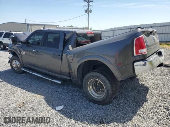 ✅ 2018 Ram 3500 Laramie • VIN: 3C63RRML4JG229460 • Lot: 53106035. Wystawiony na Copart z przebiegiem Nie podano. Bezpłatny archiwum sprzedaży aukcyjnych z USA i szczegółowy raport historii pojazdu na DreamBid. Zdjęcie 2.