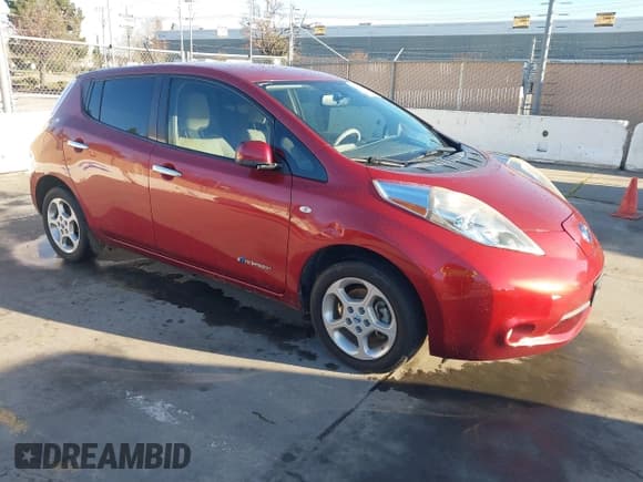✅ 2011 Nissan LEAF SL • VIN: JN1AZ0CPXBT001003 • Лот: 41521508. Опубликован ранее на IAAI с пробегом 83 581 миль. Бесплатный доступ к архиву аукционных продаж из США и подробный отчёт об истории автомобиля на DreamBid. Изображение 1.