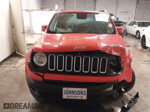 ✅ 2017 Jeep Renegade Altitude • VIN: ZACCJABB7HPE63399 • Lot: 41635030. Wystawiony na IAAI z przebiegiem 90 184 mil. Bezpłatny archiwum sprzedaży aukcyjnych z USA i szczegółowy raport historii pojazdu na DreamBid. Zdjęcie 12.