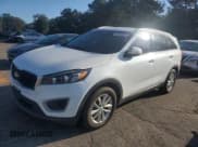 ✅ 2017 Kia Sorento LX • VIN: 5XYPG4A55HG208957 • Lot: 84598385. Listed on Copart with 136,286 mi. Free auction sales archive from the USA and detailed vehicle history report at DreamBid. Image 1.