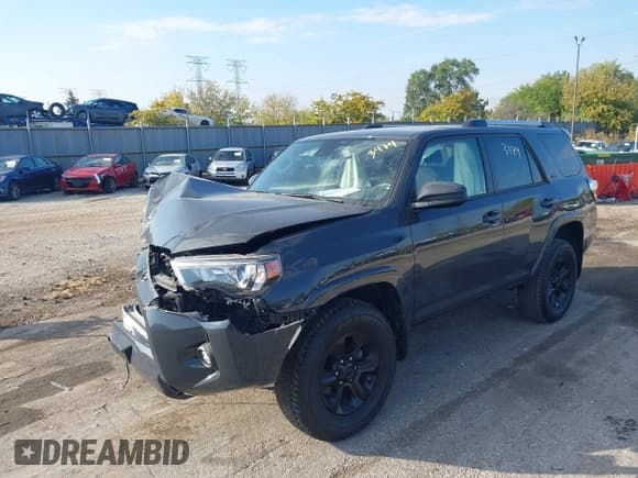 ✅ 2024 Toyota 4Runner SR5 • VIN: JTEMU5JR6R6246539 • Lot: 43453474. Listed on IAAI with 36,752 mi. Free auction sales archive from the USA and detailed vehicle history report at DreamBid. Image 2.
