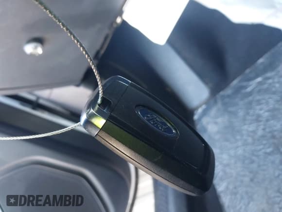 ✅ 2025 Ford Explorer Active • VIN: 1FMUK8DH4SGA19750 • Lot: 43725050. Listed on IAAI with 1,383 mi. Free auction sales archive from the USA and detailed vehicle history report at DreamBid. Image 11.