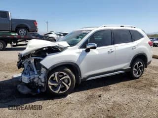 ✅ 2024 Subaru Forester Touring • VIN: JF2SKAMC8RH493634 • Лот: 87126885. Опубликован ранее на Copart с пробегом 7 340 миль. Бесплатный доступ к архиву аукционных продаж из США и подробный отчёт об истории автомобиля на DreamBid. Изображение 1.