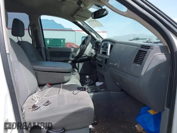 ✅ 2007 Dodge 2500 SLT • VIN: 3D7KS28D17G811906 • Lot: 42697756. Listed on IAAI with 140,936 mi. Free auction sales archive from the USA and detailed vehicle history report at DreamBid. Image 5.