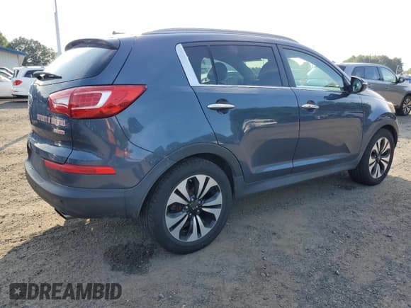 ✅ 2012 Kia Sportage SX • VIN: KNDPCCA62C7278744 • Lot: 67645495. Listed on Copart with 173,161 mi. Free auction sales archive from the USA and detailed vehicle history report at DreamBid. Image 3.