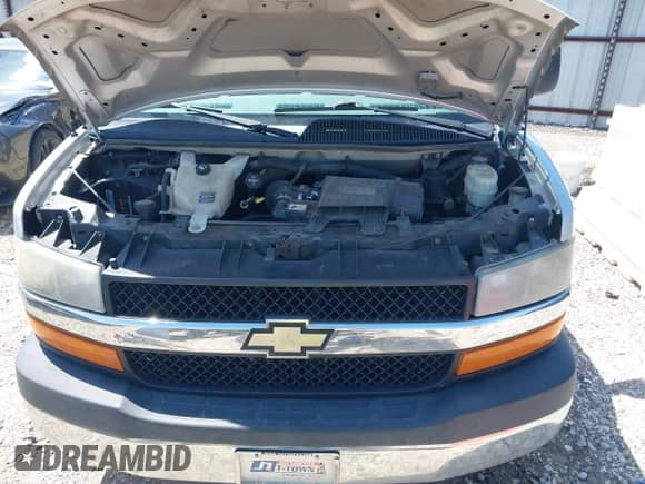 2014 Chevrolet Express Passenger LT с VIN 1GNWGRFG2E1145158, выставлен на аукционе IAAI как лот 41978427 с пробегом 185 336 миль миль и . История ставок и продаж доступна на DreamBid. Изображение 10.