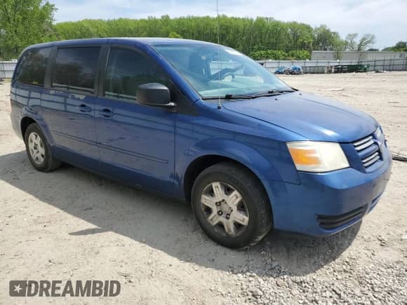 2010 Dodge Grand Caravan SE z VIN 2D4RN4DE2AR197902, wystawiony jako Copart lot #52876385 z przebiegiem 112 435 mil mil oraz Szkoda całkowita • Salvage title. Historia ofert i sprzedaży dostępna na DreamBid. Obrazek 4.