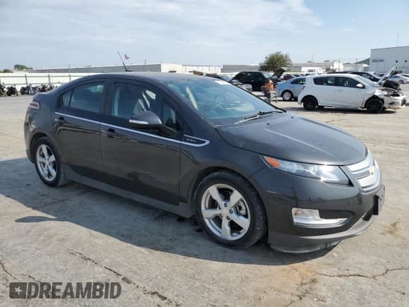 ✅ 2014 Chevrolet Volt • VIN: 1G1RA6E49EU145677 • Lot: 71254994. Wystawiony na Copart z przebiegiem 96 580 mil. Bezpłatny archiwum sprzedaży aukcyjnych z USA i szczegółowy raport historii pojazdu na DreamBid. Zdjęcie 4.