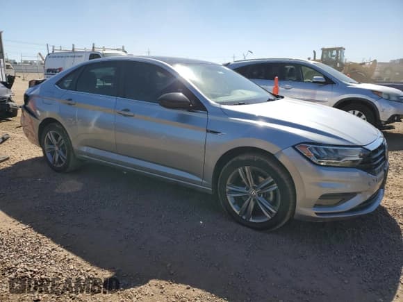 ✅ 2019 Volkswagen Jetta S • VIN: 3VWCB7BUXKM267496 • Лот: 82179035. Опубликован ранее на Copart с пробегом 79 439 миль. Бесплатный доступ к архиву аукционных продаж из США и подробный отчёт об истории автомобиля на DreamBid. Изображение 4.