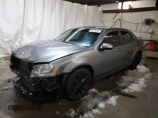 ✅ 2013 Dodge Avenger SXT • VIN: 1C3CDZCB7DN683136 • Lot: 88116055. Wystawiony na Copart z przebiegiem 161 957 mil. Bezpłatny archiwum sprzedaży aukcyjnych z USA i szczegółowy raport historii pojazdu na DreamBid. Zdjęcie 1.