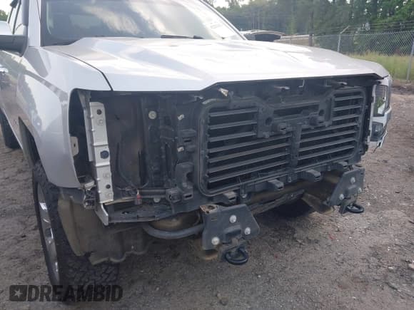 ✅ 2018 Chevrolet Silverado 1500 LTZ • VIN: 1GCVKSEJ1JZ100036 • Лот: 42282033. Опубликован ранее на IAAI с пробегом 125 654 миль. Бесплатный доступ к архиву аукционных продаж из США и подробный отчёт об истории автомобиля на DreamBid. Изображение 6.