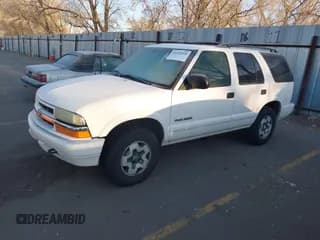 ✅ 2004 Chevrolet Blazer LS • VIN: 1GNDT13X34K161001 • Lot: 41432856. Wystawiony na IAAI z przebiegiem Nie podano. Bezpłatny archiwum sprzedaży aukcyjnych z USA i szczegółowy raport historii pojazdu na DreamBid. Zdjęcie 2.