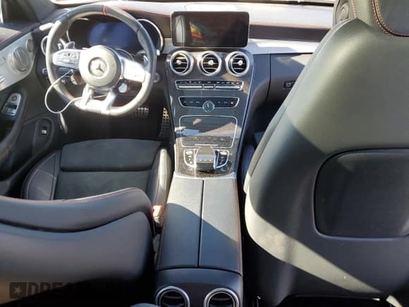 ✅ 2022 Mercedes-Benz C 43 AMG • VIN: W1KWJ6EBXNG115410 • Lot: 43107574. Wystawiony na Copart z przebiegiem 15 110 mil. Bezpłatny archiwum sprzedaży aukcyjnych z USA i szczegółowy raport historii pojazdu na DreamBid. Zdjęcie 8.