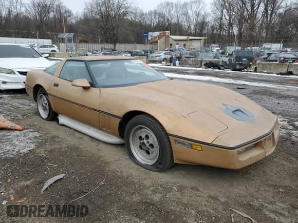 1984 Chevrolet Corvette with VIN 1G1AY0789E5138535, listed as a Copart auction lot 86855234 with 99,957 mi miles and Salvage title. Bid and sale history available at DreamBid. Image 4.