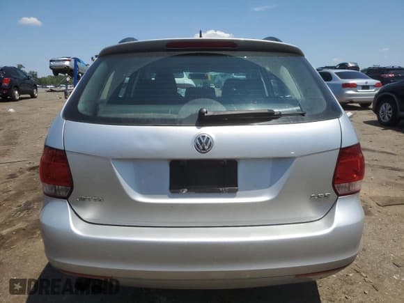 ✅ 2013 Volkswagen Jetta S • VIN: 3VWPP7AJ5DM693240 • Lot: 61769195. Wystawiony na Copart z przebiegiem 81 494 mil. Bezpłatny archiwum sprzedaży aukcyjnych z USA i szczegółowy raport historii pojazdu na DreamBid. Zdjęcie 6.