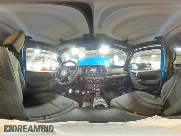 ✅ 2020 Jeep Gladiator Sport S • VIN: 1C6JJTAG5LL211879 • Лот: 92504945. Опубликован ранее на Copart с пробегом 26 963 миль. Бесплатный доступ к архиву аукционных продаж из США и подробный отчёт об истории автомобиля на DreamBid. Изображение 14.