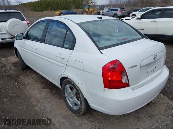 ✅ 2010 Hyundai Accent GLS • VIN: KMHCN4AC6AU493140 • Лот: 41862199. Опубликован ранее на IAAI с пробегом 166 217 миль. Бесплатный доступ к архиву аукционных продаж из США и подробный отчёт об истории автомобиля на DreamBid. Изображение 3.