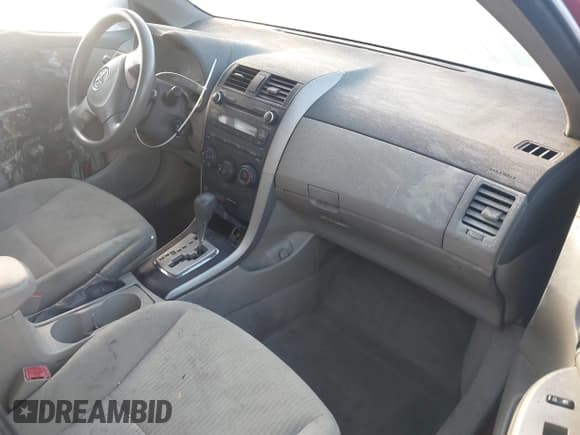 ✅ 2010 Toyota Corolla LE • VIN: 1NXBU4EE5AZ263759 • Lot: 43476390. Listed on IAAI with 301,505 mi. Free auction sales archive from the USA and detailed vehicle history report at DreamBid. Image 5.