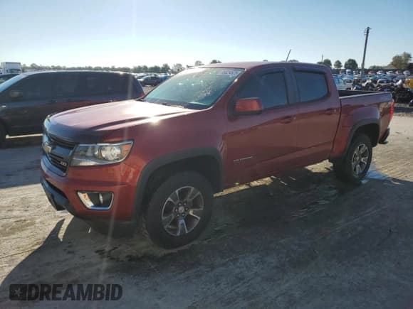 ✅ 2015 Chevrolet Colorado 4WD Z71 • VIN: 1GCGTCE35F1177205 • Лот: 85824525. Опубликован ранее на Copart с пробегом 132 897 миль. Бесплатный доступ к архиву аукционных продаж из США и подробный отчёт об истории автомобиля на DreamBid. Изображение 1.