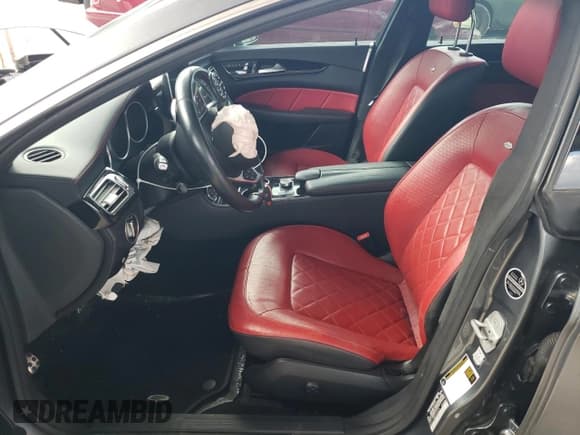 ✅ 2018 Mercedes-Benz CLS 550 • VIN: WDDLJ7DB8JA205632 • Lot: 54683234. Listed on Copart with 93,950 mi. Free auction sales archive from the USA and detailed vehicle history report at DreamBid. Image 7.