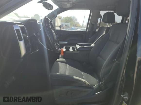 ✅ 2015 Chevrolet Silverado 1500 LT • VIN: 1GCVKREC0FZ159709 • Lot: 90125145. Wystawiony na Copart z przebiegiem 178 802 mil. Bezpłatny archiwum sprzedaży aukcyjnych z USA i szczegółowy raport historii pojazdu na DreamBid. Zdjęcie 7.