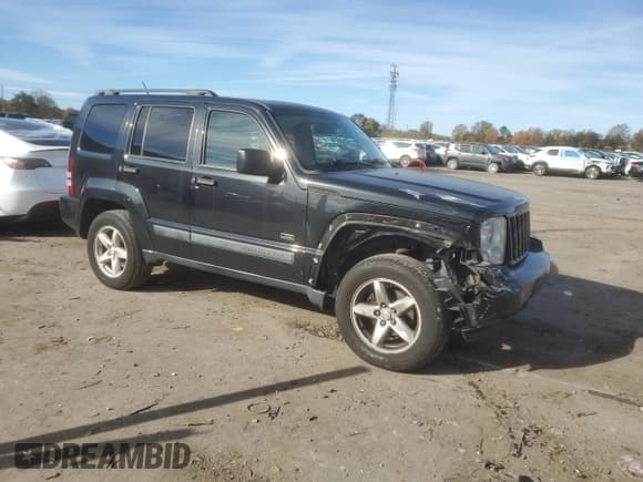 ✅ 2009 Jeep Liberty Rocky Mountain • VIN: 1J8GN28K19W546228 • Lot: 91273825. Wystawiony na Copart z przebiegiem 140 331 mil. Bezpłatny archiwum sprzedaży aukcyjnych z USA i szczegółowy raport historii pojazdu na DreamBid. Zdjęcie 4.