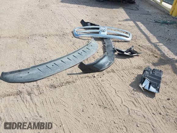 ✅ 2016 Ram 1500 Lone Star • VIN: 1C6RR6LT4GS135879 • Lot: 43115978. Listed on IAAI with 149,789 mi. Free auction sales archive from the USA and detailed vehicle history report at DreamBid. Image 12.