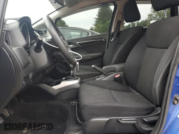 ✅ 2015 Honda Fit EX • VIN: 3HGGK5G82FM718805 • Лот: 84195975. Опубликован ранее на Copart с пробегом 151 311 миль. Бесплатный доступ к архиву аукционных продаж из США и подробный отчёт об истории автомобиля на DreamBid. Изображение 7.