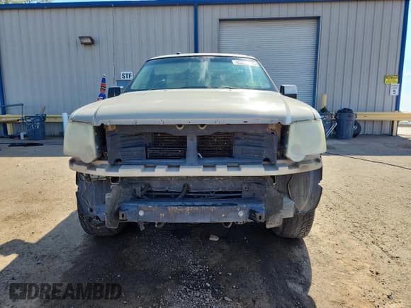 ✅ 2006 Ford Explorer XLT • VIN: 1FMEU73E96UB73359 • Lot: 85275375. Wystawiony na Copart z przebiegiem 208 156 mil. Bezpłatny archiwum sprzedaży aukcyjnych z USA i szczegółowy raport historii pojazdu na DreamBid. Zdjęcie 5.