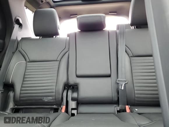 ✅ 2023 Land Rover Discovery HSE R-Dynamic • VIN: SALRM4EU8P2484036 • Lot: 52734515. Wystawiony na Copart z przebiegiem 18 228 mil. Bezpłatny archiwum sprzedaży aukcyjnych z USA i szczegółowy raport historii pojazdu na DreamBid. Zdjęcie 10.