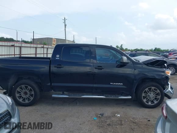 ✅ 2016 Toyota Tundra SR5 • VIN: 5TFEM5F1XGX096468 • Lot: 42098150. Listed on IAAI with 137,284 mi. Free auction sales archive from the USA and detailed vehicle history report at DreamBid. Image 14.