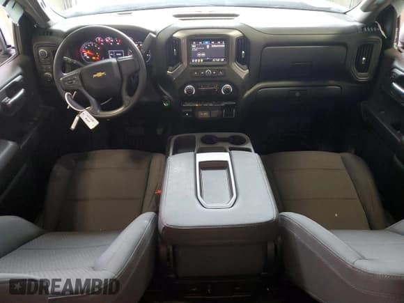 ✅ 2025 Chevrolet Silverado 1500 • VIN: 1GCRKAED4SZ206620 • Лот: 61067185. Опубликован ранее на Copart с пробегом 3 985 миль. Бесплатный доступ к архиву аукционных продаж из США и подробный отчёт об истории автомобиля на DreamBid. Изображение 8.