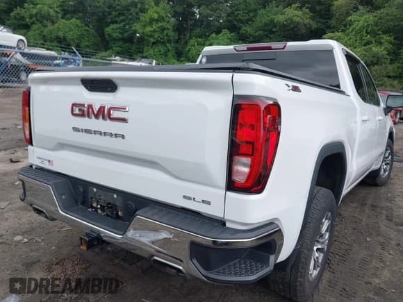 ✅ 2020 GMC Sierra 1500 SLE • VIN: 3GTU9BED7LG272978 • Лот: 42707886. Опубликован ранее на IAAI с пробегом 34 269 миль. Бесплатный доступ к архиву аукционных продаж из США и подробный отчёт об истории автомобиля на DreamBid. Изображение 4.