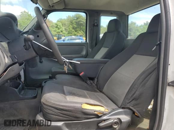 ✅ 2008 Ford Ranger XL • VIN: 1FTYR15E68PA85108 • Lot: 58983874. Wystawiony na Copart z przebiegiem 74 742 mil. Bezpłatny archiwum sprzedaży aukcyjnych z USA i szczegółowy raport historii pojazdu na DreamBid. Zdjęcie 7.