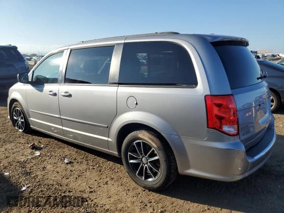 ✅ 2016 Dodge Grand Caravan R/T • VIN: 2C4RDGEG1GR339814 • Лот: 81520285. Опубликован ранее на Copart с пробегом 138 816 миль. Бесплатный доступ к архиву аукционных продаж из США и подробный отчёт об истории автомобиля на DreamBid. Изображение 2.