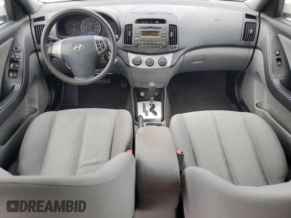 2010 Hyundai Elantra GLS z VIN KMHDU4AD1AU863037, wystawiony jako Copart lot #73328644 z przebiegiem 219 600 mil mil oraz Szkoda całkowita • Salvage title. Historia ofert i sprzedaży dostępna na DreamBid. Obrazek 8.