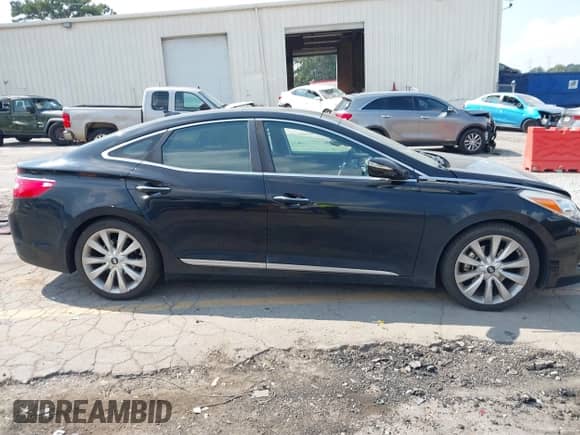 2013 Hyundai Azera с VIN KMHFH4JG5DA214449, выставлен на аукционе IAAI как лот 43261102 с пробегом 76 354 миль миль и . История ставок и продаж доступна на DreamBid. Изображение 13.