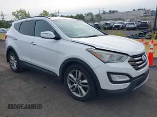 ✅ 2013 Hyundai Santa Fe Sport • VIN: 5XYZUDLA8DG035943 • Лот: 43344599. Опубликован ранее на IAAI с пробегом 257 364 миль. Бесплатный доступ к архиву аукционных продаж из США и подробный отчёт об истории автомобиля на DreamBid. Изображение 1.
