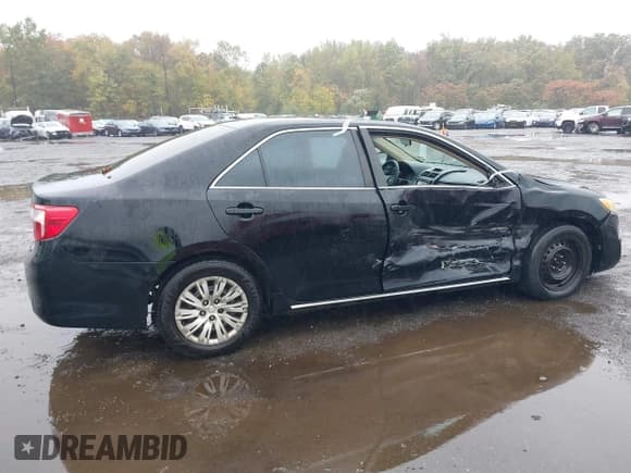 ✅ 2012 Toyota Camry SE • VIN: 4T1BF1FK1CU182306 • Лот: 43387346. Опубликован ранее на IAAI с пробегом 151 046 миль. Бесплатный доступ к архиву аукционных продаж из США и подробный отчёт об истории автомобиля на DreamBid. Изображение 17.