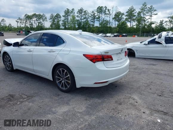 ✅ 2015 Acura TLX Technology • VIN: 19UUB2F58FA009298 • Lot: 42945451. Listed on IAAI with 206,484 mi. Free auction sales archive from the USA and detailed vehicle history report at DreamBid. Image 3.