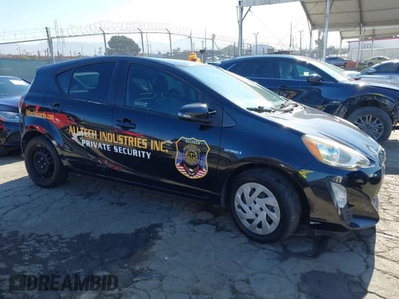 ✅ 2016 Toyota Prius One • VIN: JTDKDTB31G1122649 • Lot: 42815934. Listed on IAAI with 153,932 mi. Free auction sales archive from the USA and detailed vehicle history report at DreamBid. Image 13.