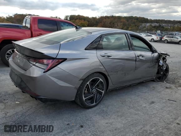 ✅ 2022 Hyundai Elantra N Line • VIN: KMHLR4AF9NU341177 • Лот: 87230065. Опубликован ранее на Copart с пробегом 76 654 миль. Бесплатный доступ к архиву аукционных продаж из США и подробный отчёт об истории автомобиля на DreamBid. Изображение 3.