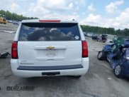 ✅ 2018 Chevrolet Suburban LT • VIN: 1GNSCHKC1JR285155 • Lot: 43257026. Wystawiony na IAAI z przebiegiem Nie podano. Bezpłatny archiwum sprzedaży aukcyjnych z USA i szczegółowy raport historii pojazdu na DreamBid. Zdjęcie 16.