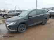 2019 Mitsubishi Outlander SE z VIN JA4AD3A33KZ034087, wystawiony jako IAAI lot #41879567 z przebiegiem 80 488 mil mil oraz . Historia ofert i sprzedaży dostępna na DreamBid. Obrazek 17.