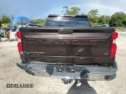 ✅ 2020 Chevrolet Silverado 1500 LT • VIN: 3GCPWCED8LG180676 • Lot: 69252074. Wystawiony na Copart z przebiegiem 9 752 mil. Bezpłatny archiwum sprzedaży aukcyjnych z USA i szczegółowy raport historii pojazdu na DreamBid. Zdjęcie 6.