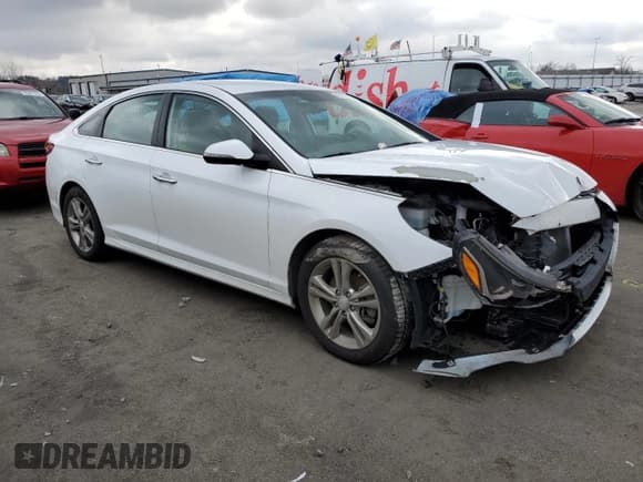 ✅ 2018 Hyundai Sonata Limited • VIN: 5NPE34AF9JH632801 • Лот: 46434793. Опубликован ранее на Copart с пробегом 84 730 миль. Бесплатный доступ к архиву аукционных продаж из США и подробный отчёт об истории автомобиля на DreamBid. Изображение 4.
